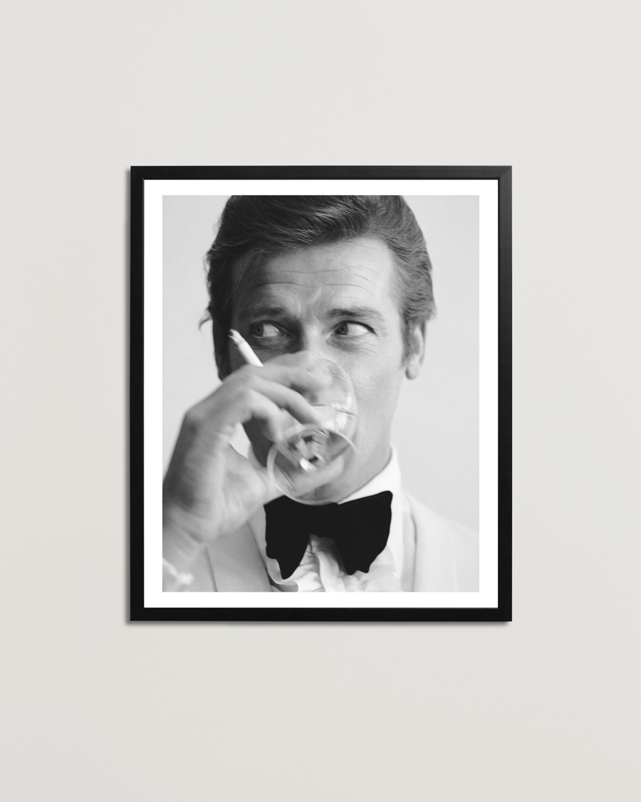 Heren | Student | Sonic Editions | Framed Roger Moore Shaken Not Stirred