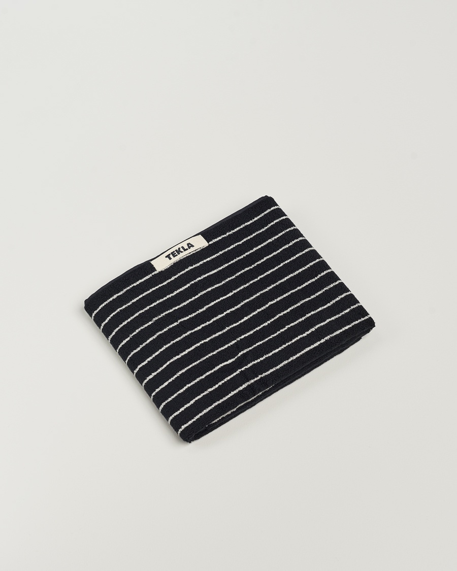 Tekla Organic Terry Hand Towel Black Stripe – Zwart