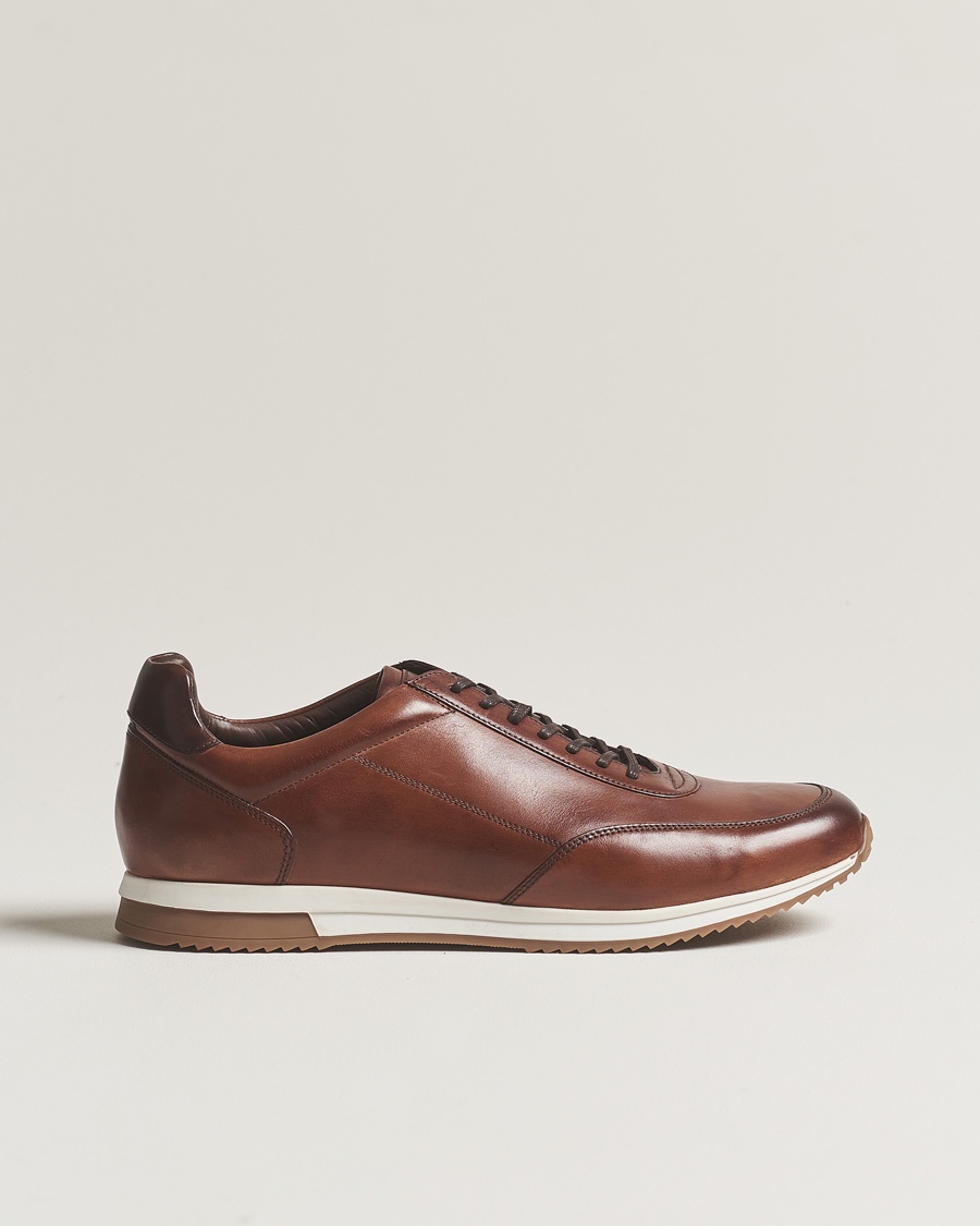 Loake Shoemakers Bannister Leather Running Sneaker Cedar – Bruin