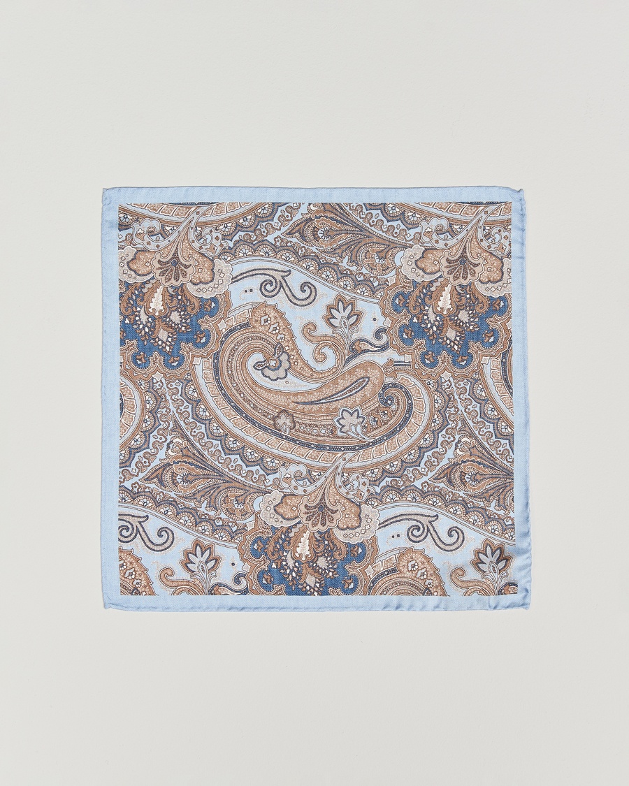Heren | Business & Beyond - Formal | Amanda Christensen | Silk Twill Large Paisley Pocket Square Sky Blue