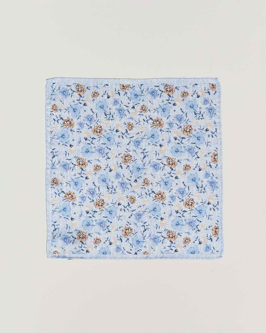 Heren | Business & Beyond - Formal | Amanda Christensen | Silk Oxford Printed Flower Pocket Square Sky Blue