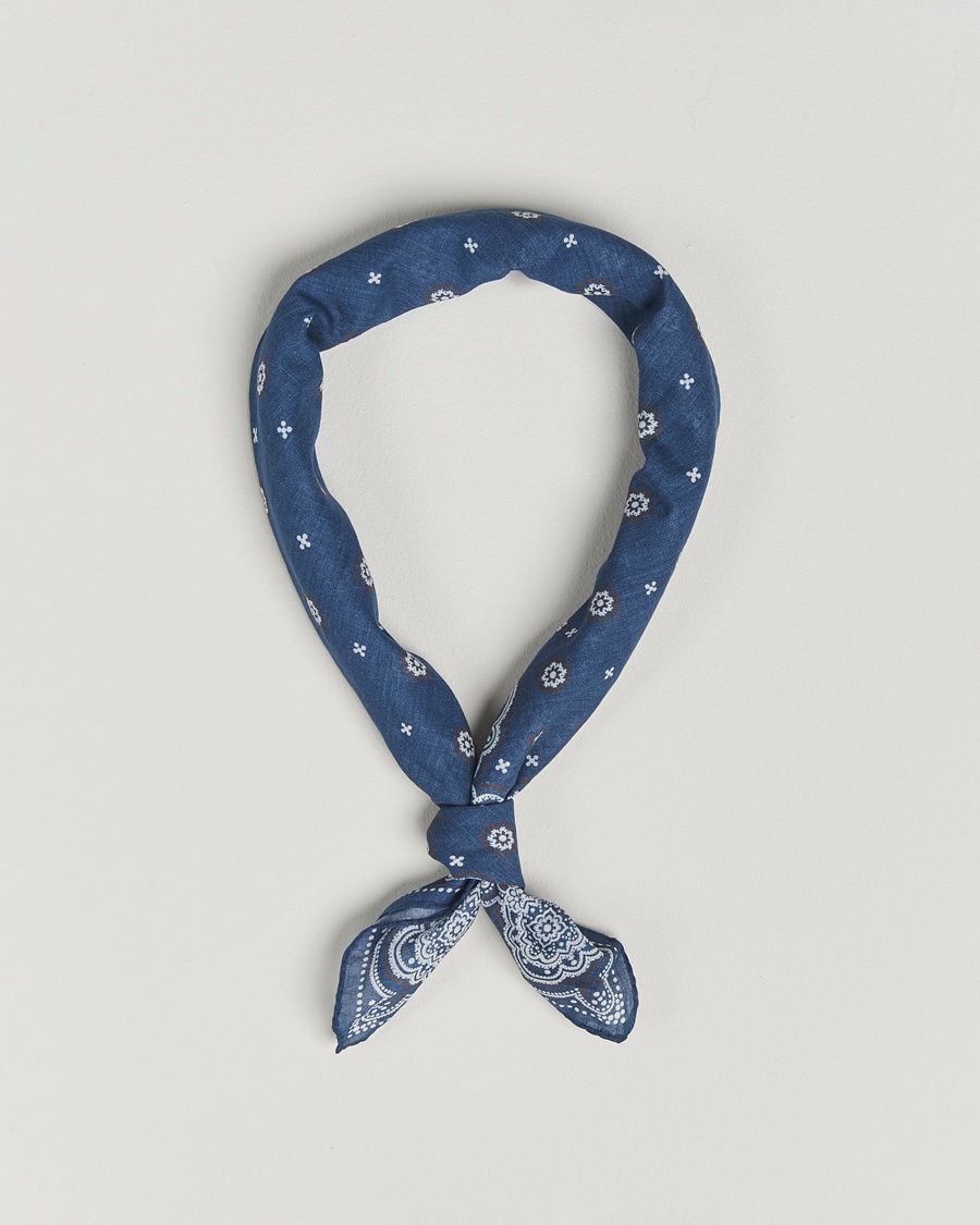 Heren | Business & Beyond - Formal | Amanda Christensen | Cotton Voilé Printed Medallion Bandana Navy