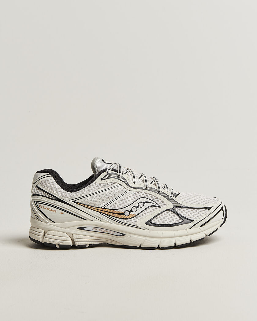 Saucony Guide 7 Running Sneaker Onyx/Gold – Wit