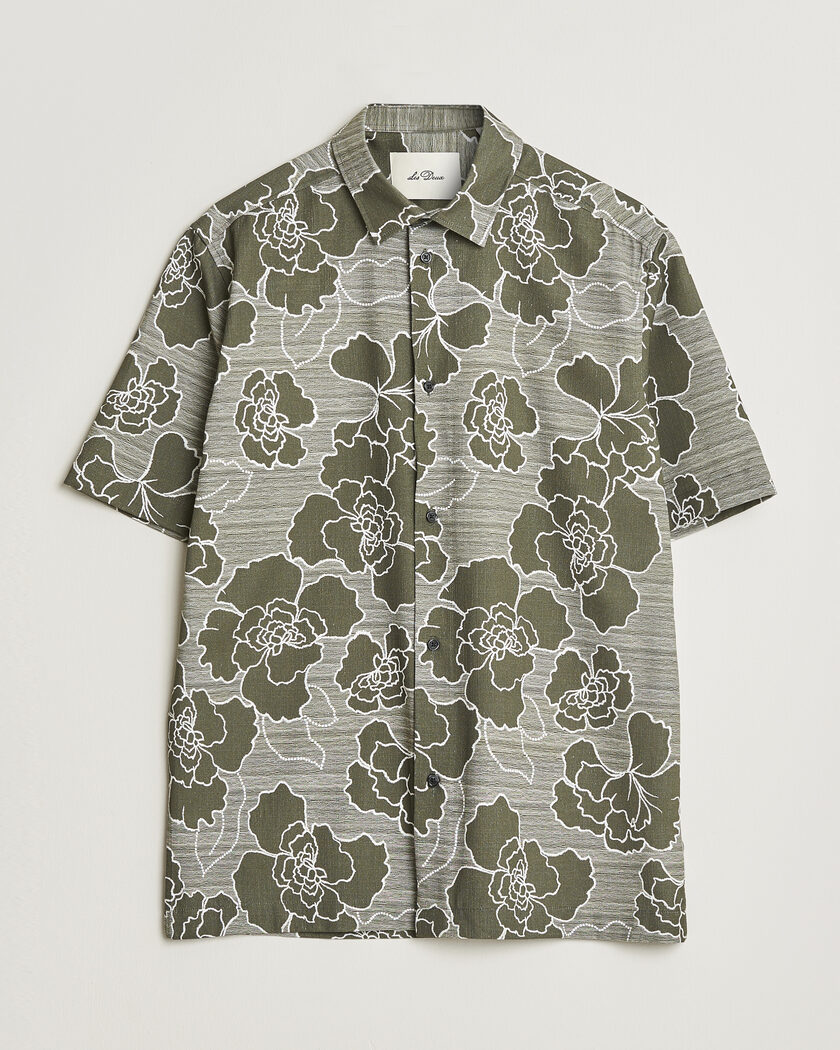 LES DEUX Charlie Poppy AOP Short Sleeve Shirt Olive Night – Groen