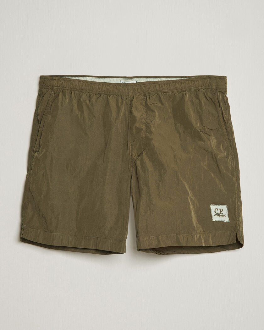 C.P. Company Eco Chrome Logo Swimshorts Olive – Groen