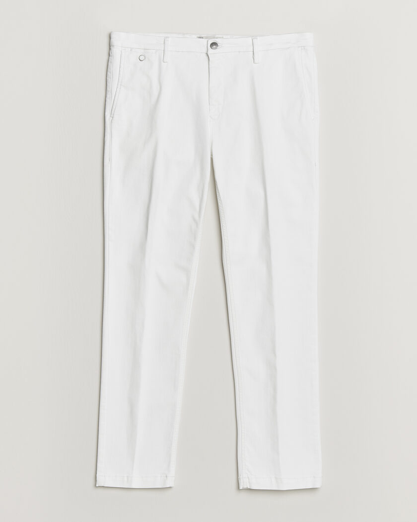 Brunello Cucinelli Slim Fit Pleated Trousers Off White | Man