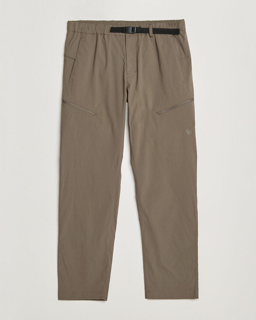 Goldwin One Tuck Tapered Stretch Pants Black | Man - CareOfCarl.nl