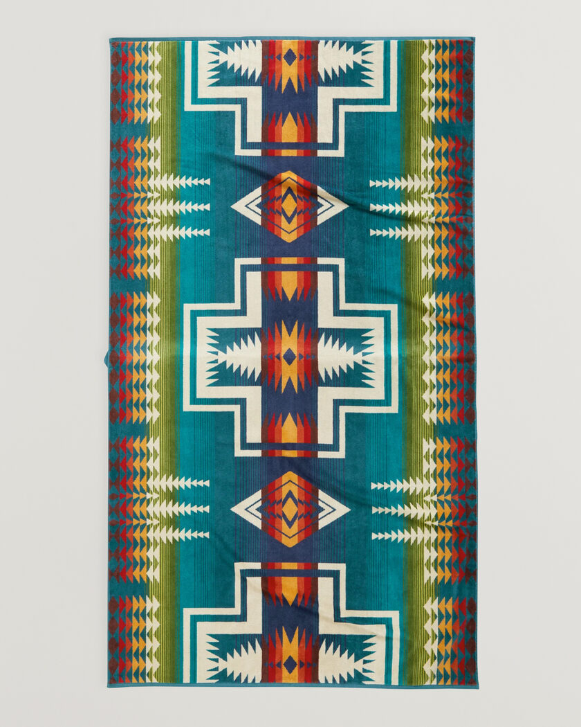 Pendleton Oversized Jacquard Spa Towel Century Harding – Meerkleurig