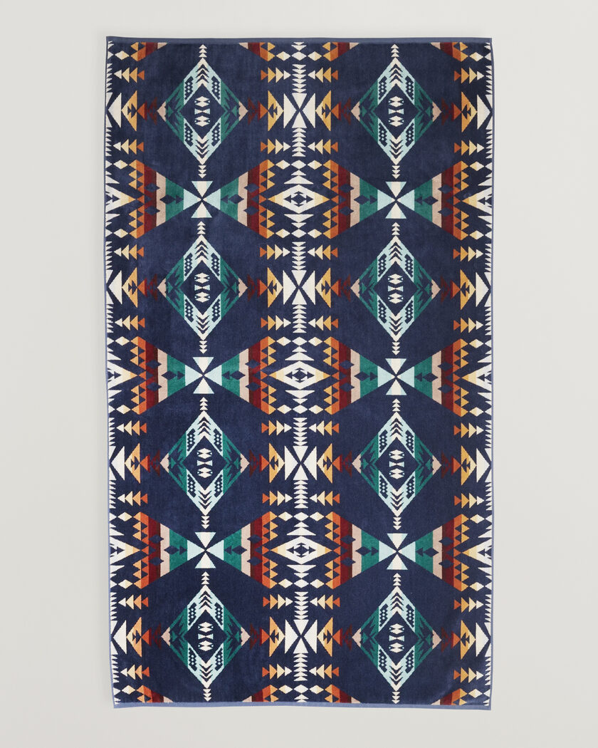 Pendleton Oversized Jacquard Spa Towel Diamond Peak – Meerkleurig
