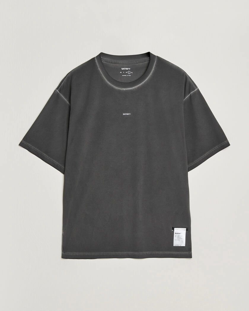 Satisfy AuraLite T-Shirt Pigment Black – Zwart