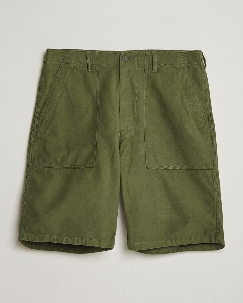 BEAMS PLUS MIL Utility Sateen Shorts Olive – Groen
