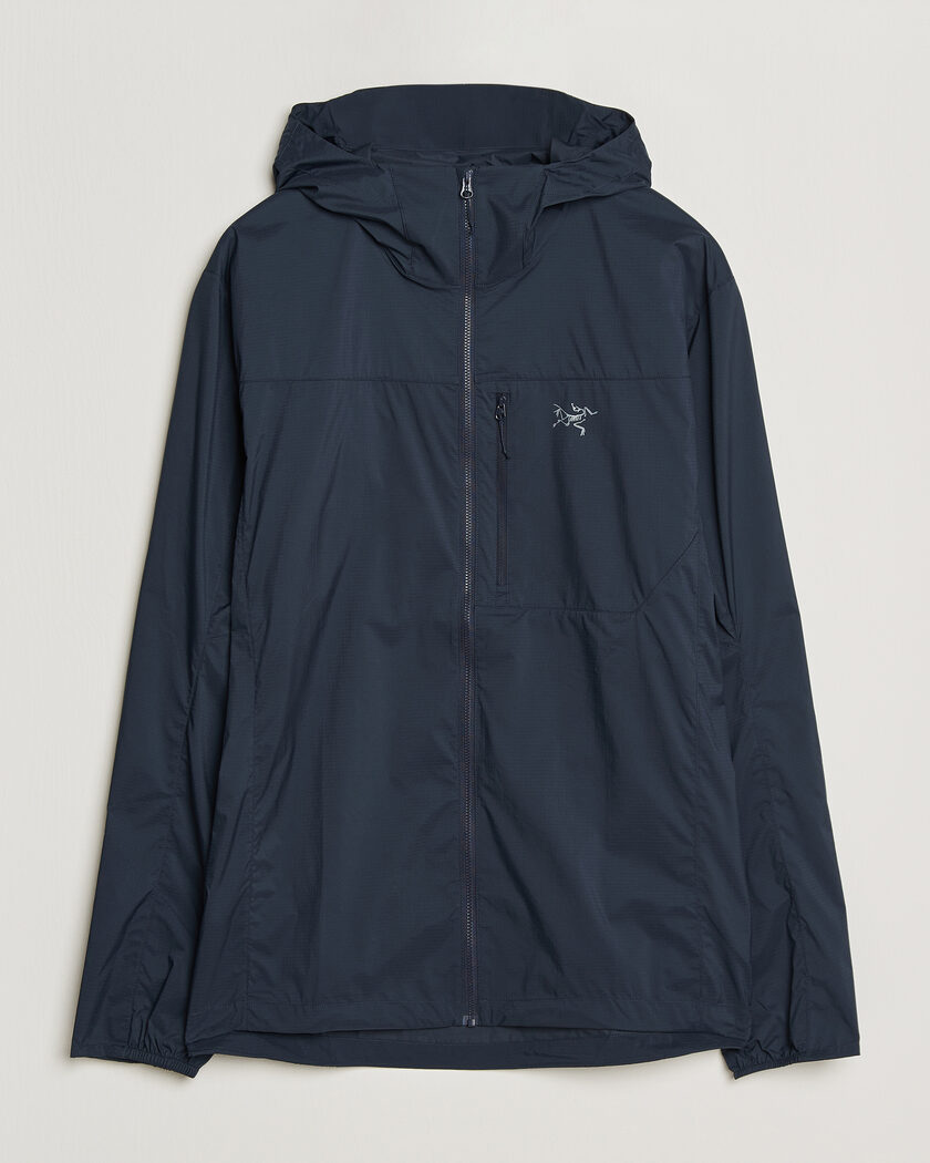 Arc'teryx Squamish Lightweight Hooded Jacket Black Sapphire – Blauw