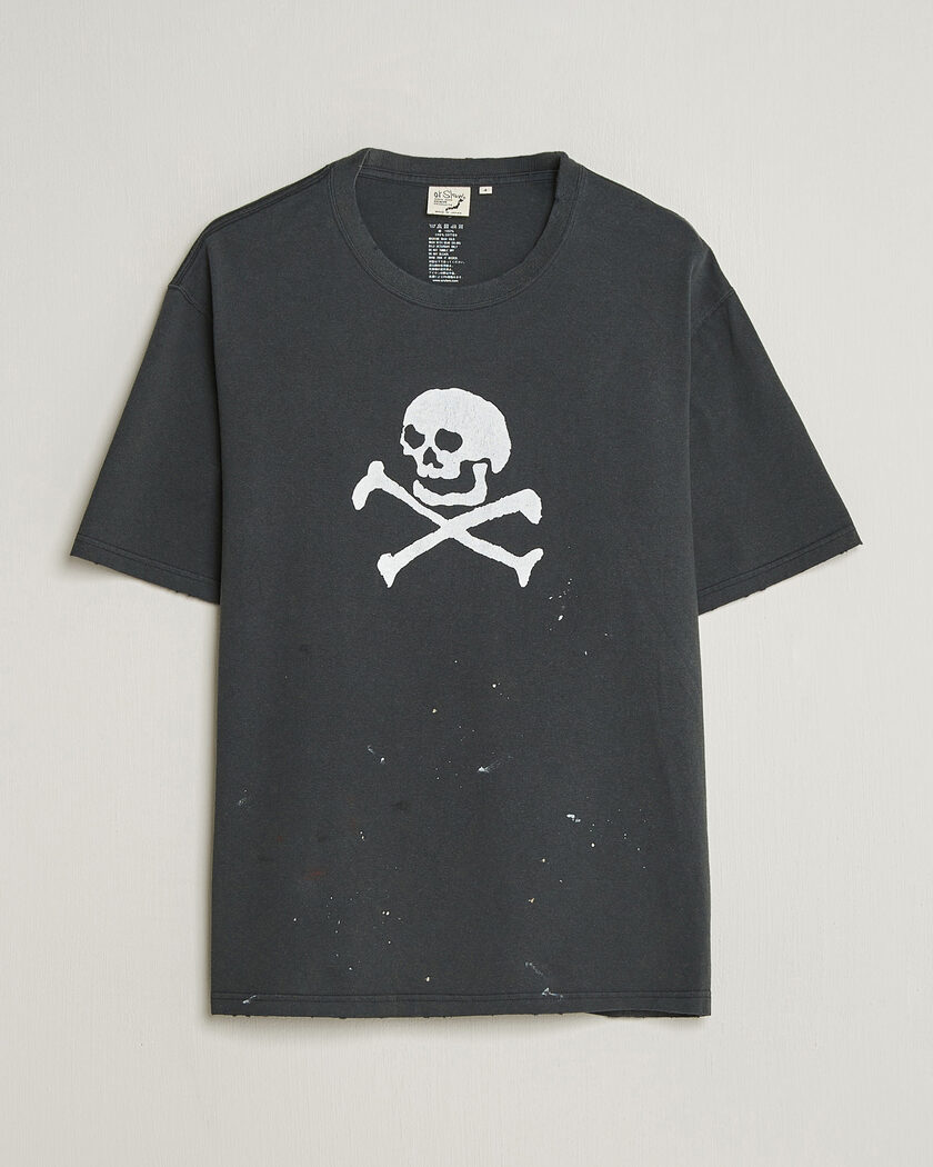 Moncler Embossed Logo T-Shirt Black | Man - CareOfCarl.nl
