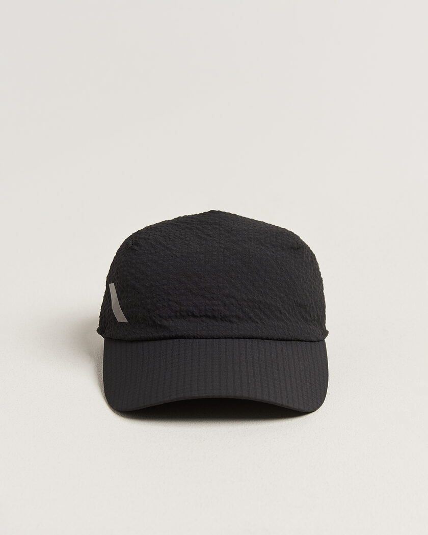 SOAR Running Dart Cap Black – Zwart