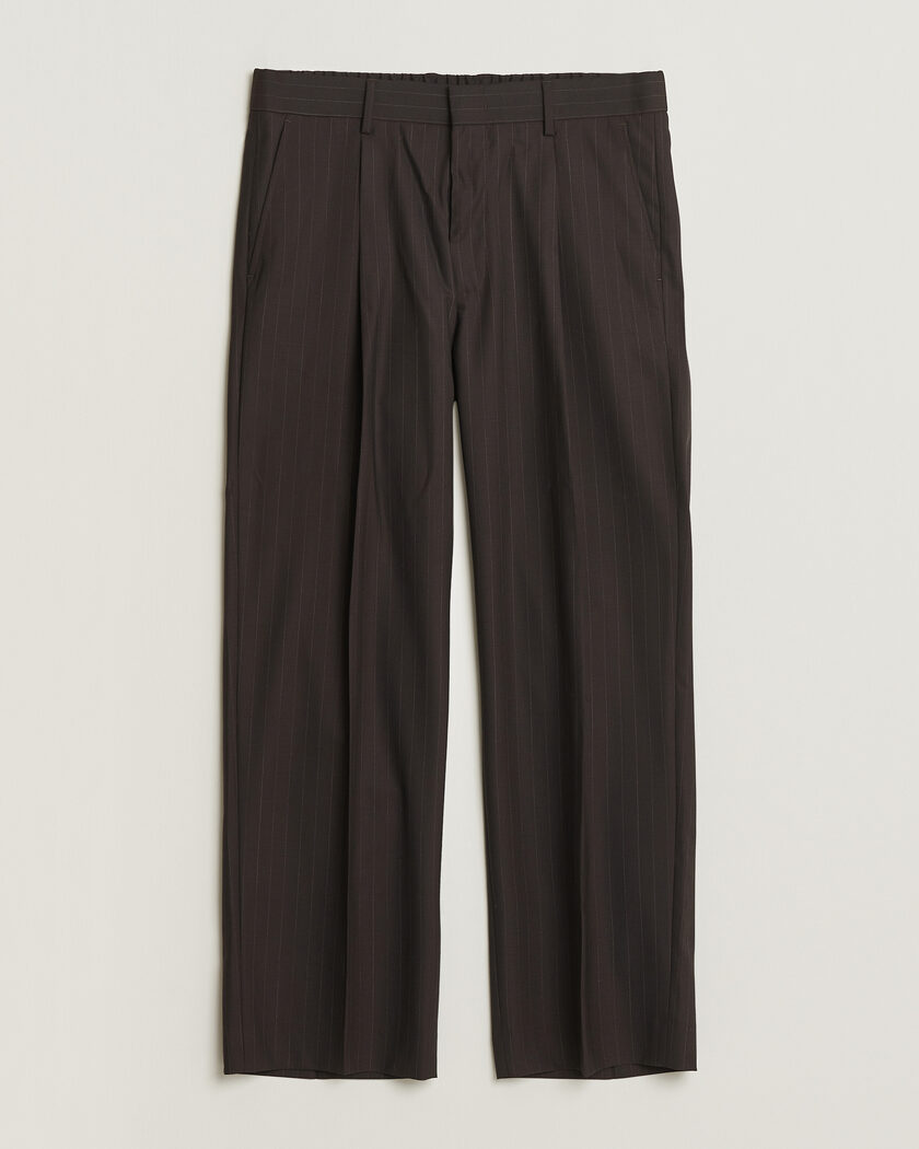 NN07 Kay Pinstriped Pleated Trousers Dark Brown – Bruin