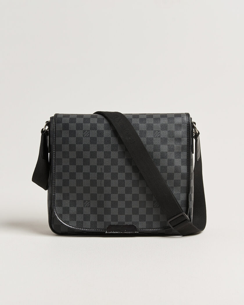 Louis Vuitton Pre-Owned Daniel Shoulder Bag MM Damier Graphite – Zwart