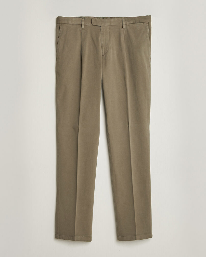 Boglioli Pleated Cotton Twill Chinos Olive – Groen