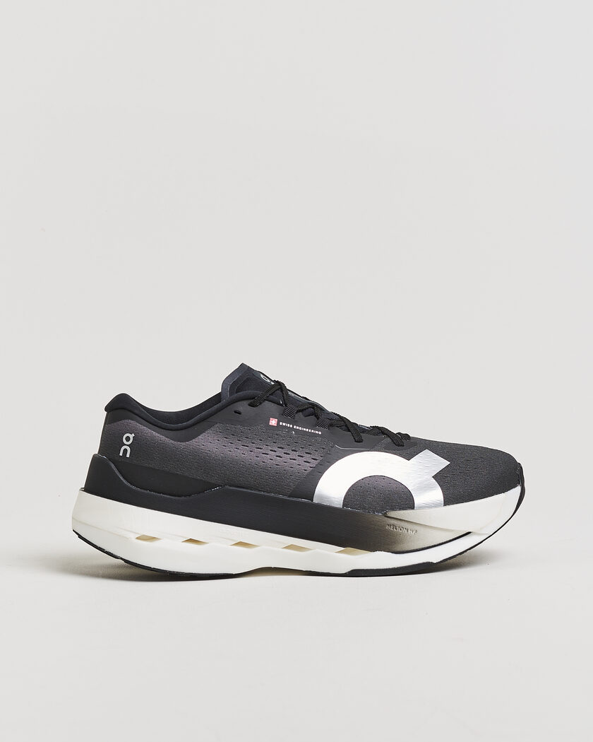 On Cloudboom Max All Black – Zwart