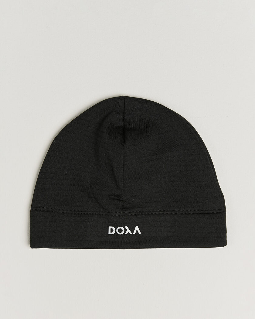 DOXA Beanie Black – Zwart