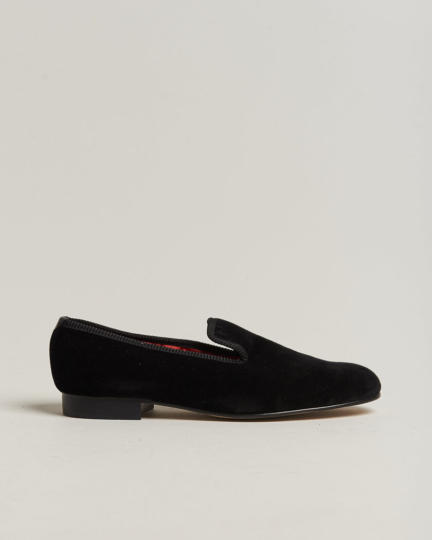 Bowhill & Elliott Plain Albert Pump Black Velvet – Zwart