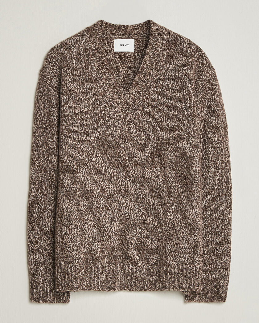 NN07 Flint Wool Knitted V-Neck Deep Truffle – Bruin