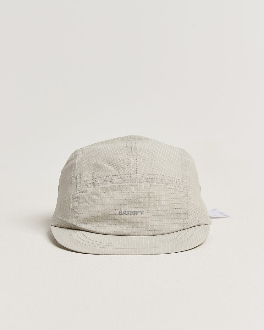 Satisfy Rippy Air Trail Cap Moonstruck – Grijs