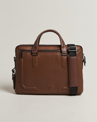 TUMI Harrison Sycamore Slim Leather Brief Cognac Bombe