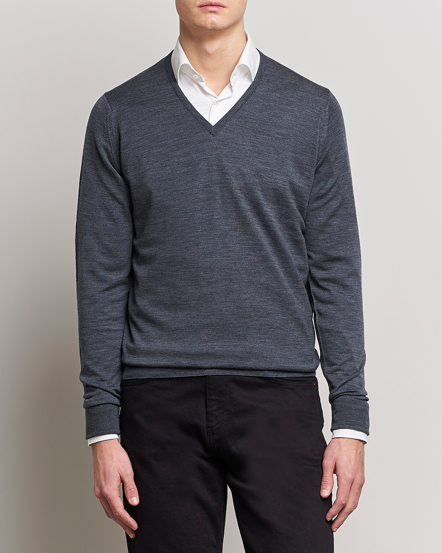 Heren | Kleding | John Smedley | Bobby Extra Fine Merino V-Neck Pullover Charcoal