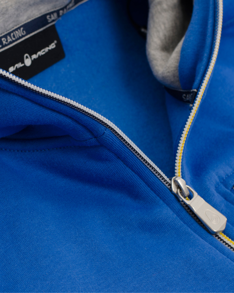 Heren | Truien | Sail Racing | International Zip Hood Sweden Punk Royal