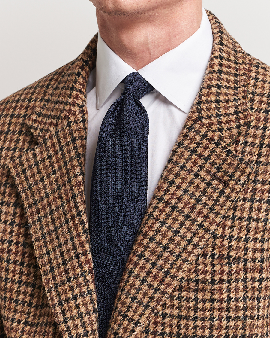 Heren | Stropdassen | Drake's | Drake'sLarge Knot Handrolled Grenadine Silk TieNavy