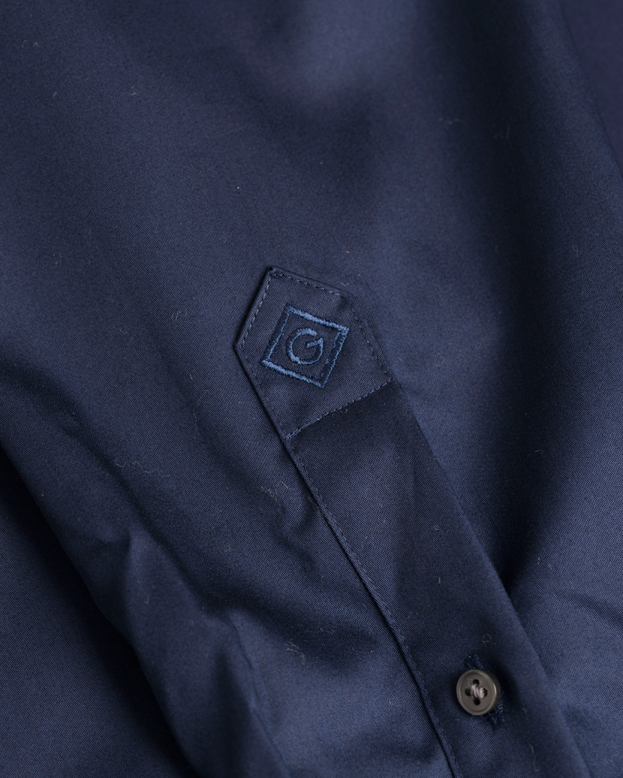 Heren | Overhemden | GANT Diamond G | Plain Satin Fitted Body Shirt Marine