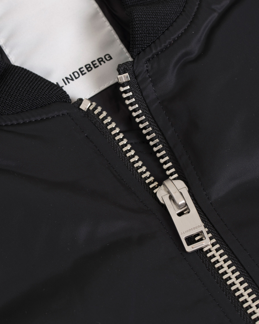 Heren | Jassen | J.Lindeberg | Rafe 72 Bomber Satin Jacket Black