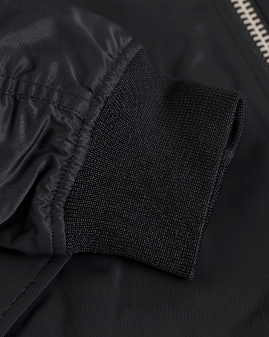 Heren | Jassen | J.Lindeberg | Rafe 72 Bomber Satin Jacket Black