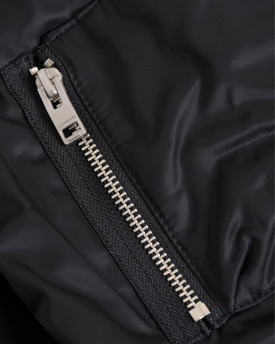 Heren | Jassen | J.Lindeberg | Rafe 72 Bomber Satin Jacket Black