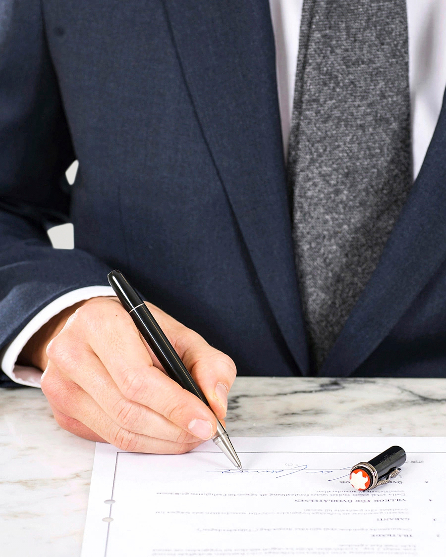 Heren | Montblanc Heritage Rouge & Noir Rollerball Pen Black | Montblanc | Heritage Rouge & Noir Rollerball Pen Black
