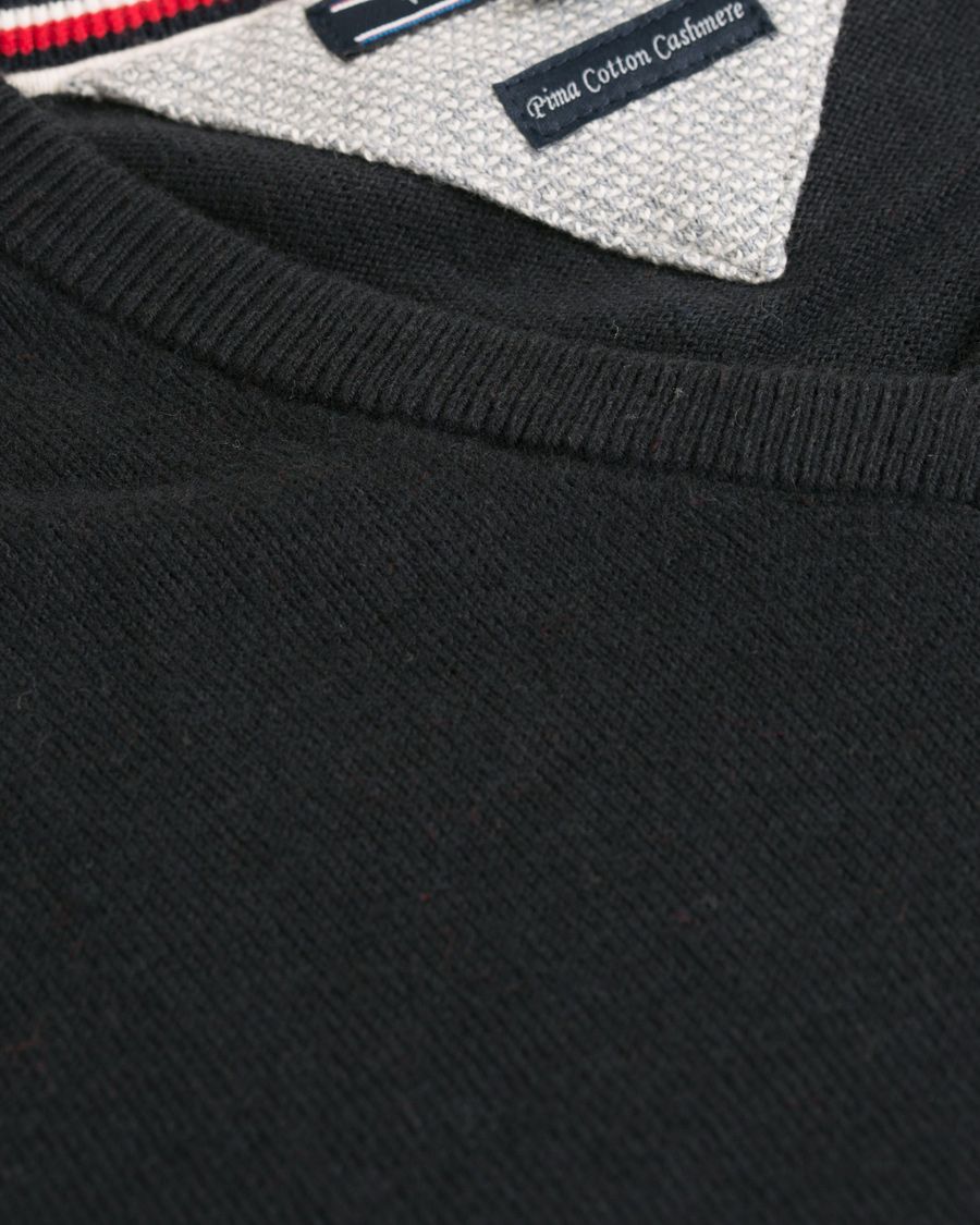 Heren | Truien | Tommy Hilfiger | Pima Cotton/Cashmere V-Neck Pullover Flag Black