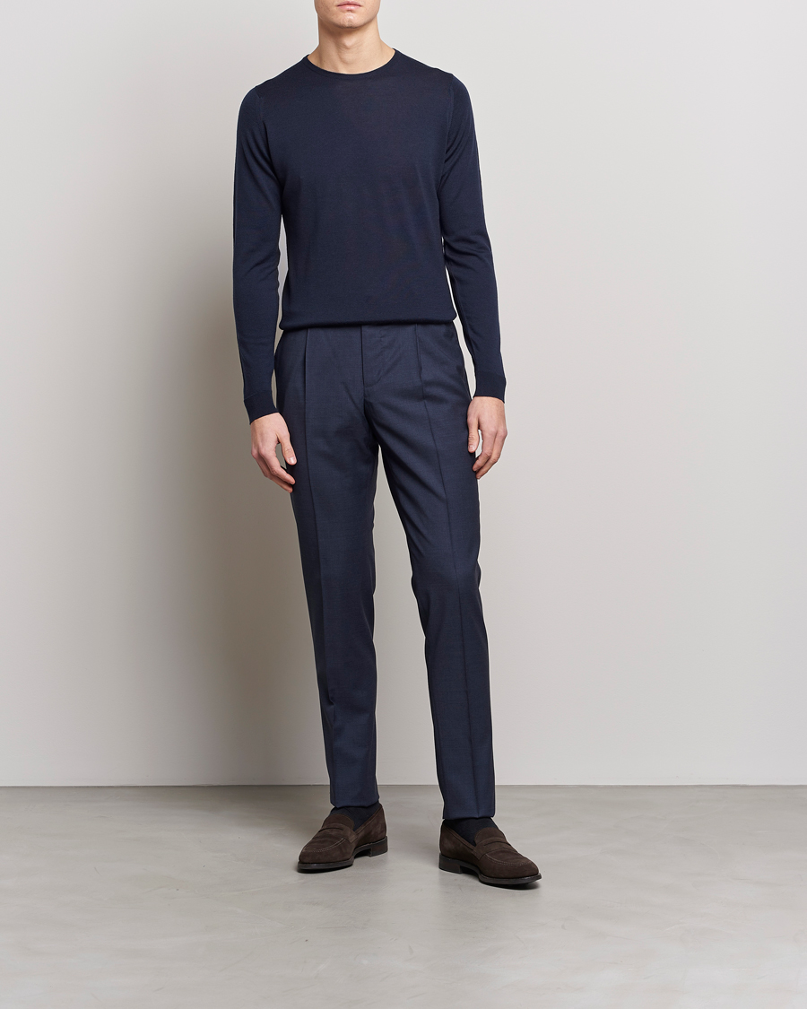 Heren | Truien | John Smedley | Lundy Extra Fine Merino Crew Neck Midnight