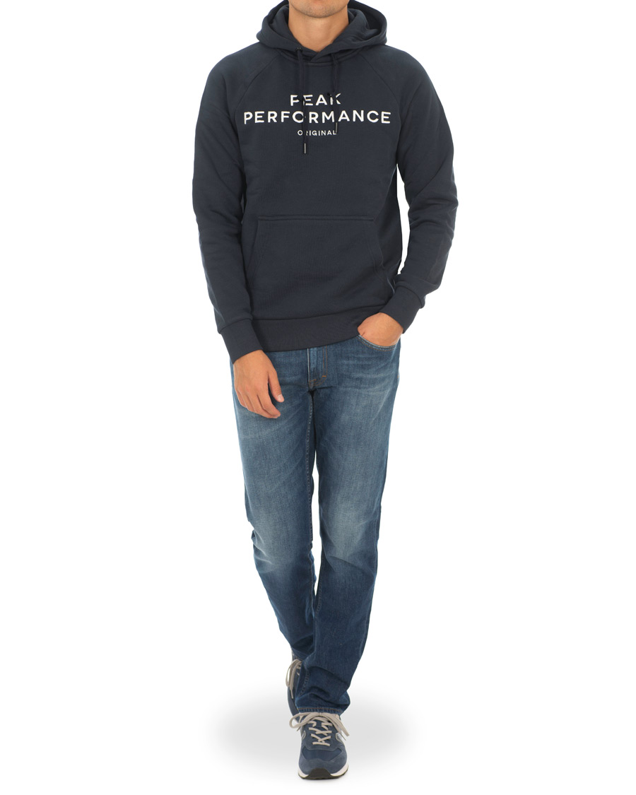 Heren | Truien | Peak Performance | M Logo Hoodie Navy