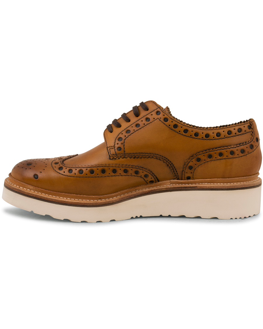 Heren | Grenson Archie Brogue Derby Wedge Sole Tan Calf | Grenson | Archie Brogue Derby Wedge Sole Tan Calf