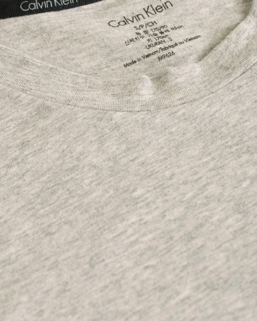 Heren | T-shirts | Calvin Klein | Jeans Logo Long Sleeve Crew Neck Tee Grey