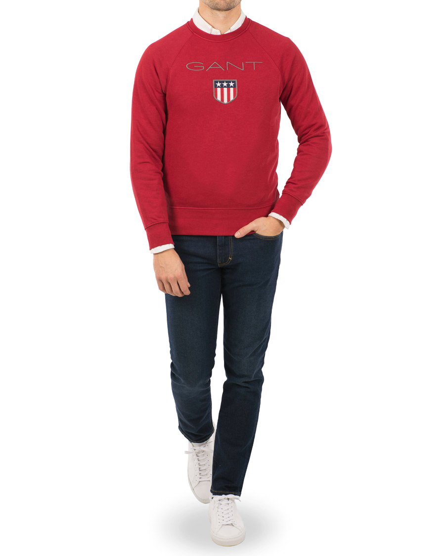 Heren | Truien | GANT | Shield Crew Neck Sweat Dark Red