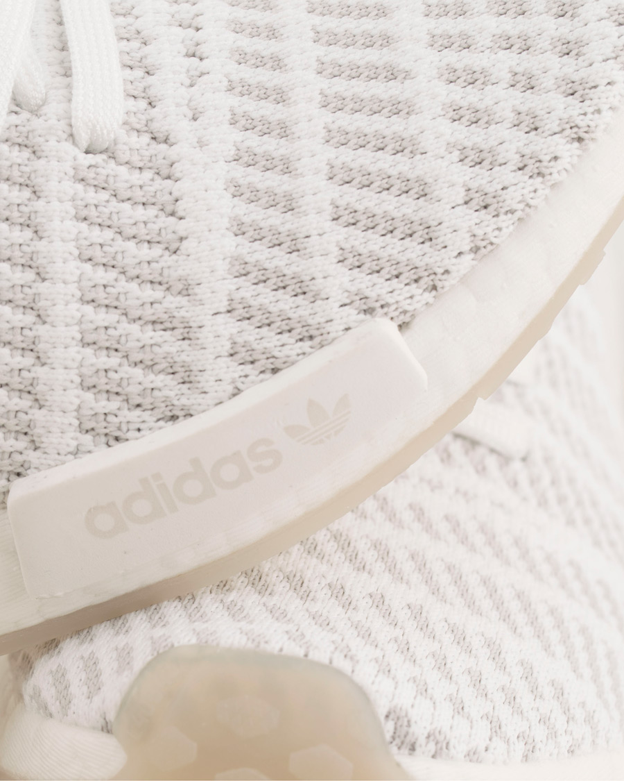 Heren | adidas Originals NMD_R1 Primeknit Running Sneaker White | adidas Originals | NMD_R1 Primeknit Running Sneaker White
