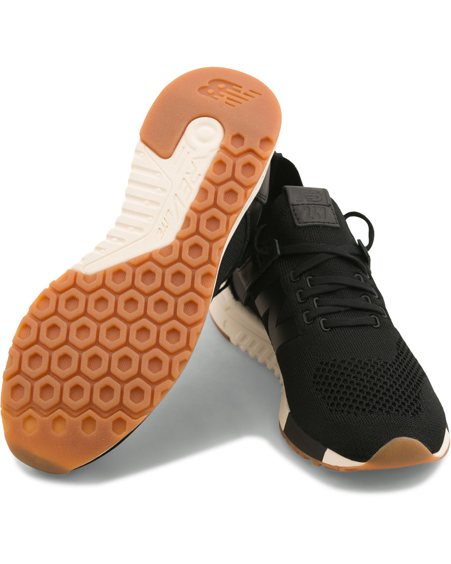Heren | New Balance 247 Classic Running Sneaker Black | New Balance | 247 Classic Running Sneaker Black