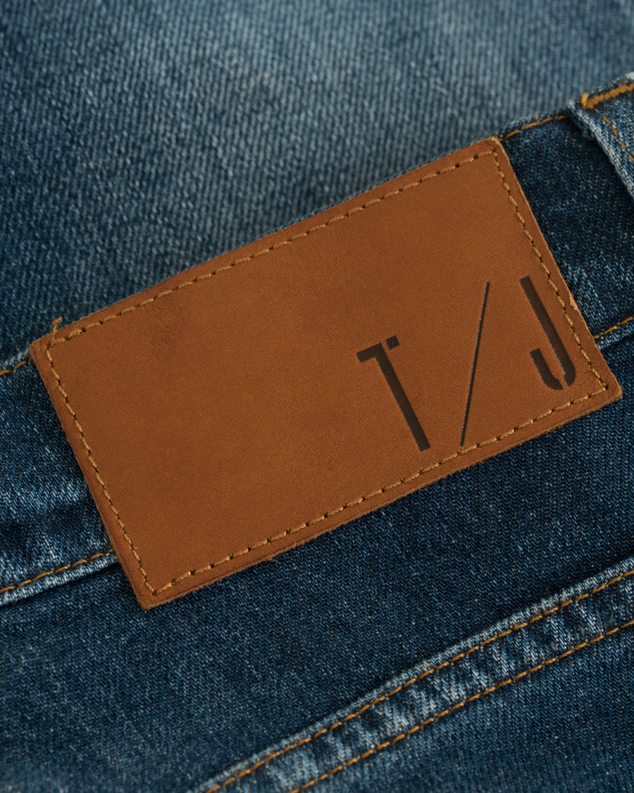 Heren | Jeans | Tiger of Sweden Jeans | Evolve Impact Jeans Medium Blue