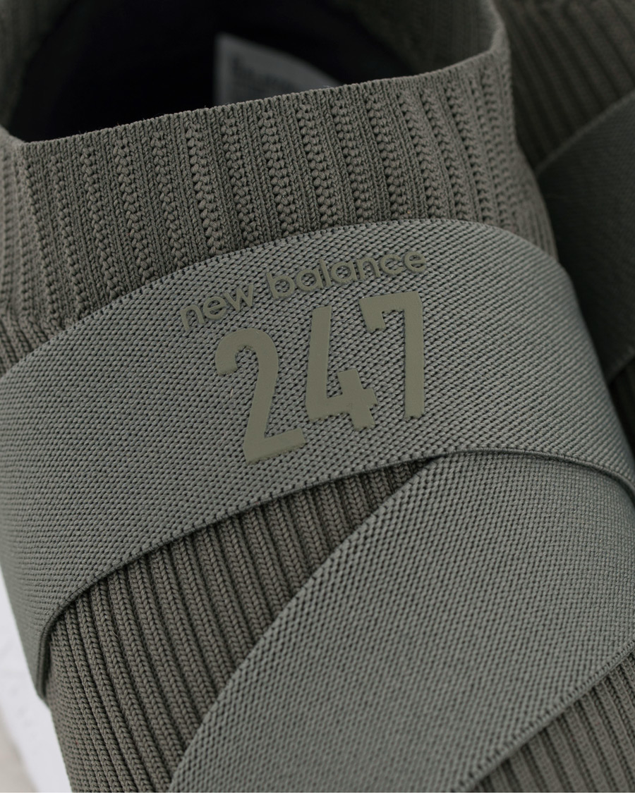 Heren | New Balance 247 Sock Running Sneaker Khaki Green | New Balance | 247 Sock Running Sneaker Khaki Green