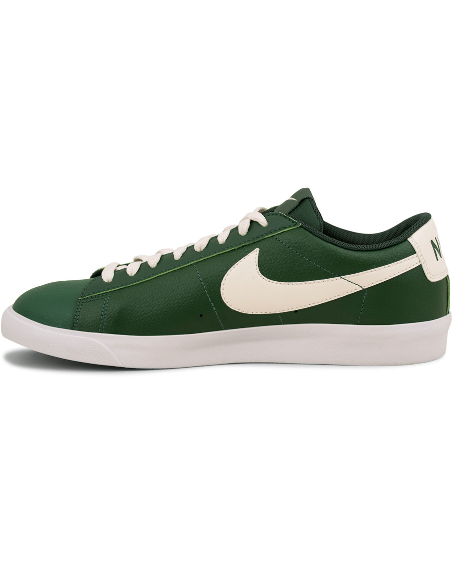 Heren | Nike Blazer Low Leather Sneaker Green | Nike | Blazer Low Leather Sneaker Green