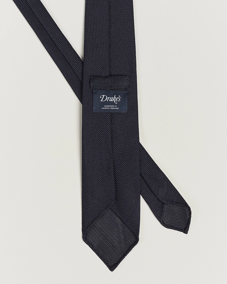 Heren | Preppy Authentic | Drake's | Silk Fine Grenadine Handrolled 8 cm Tie Navy