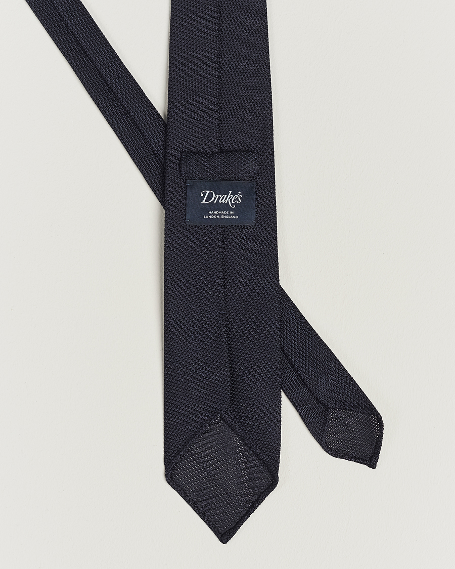 Heren | Best of British | Drake's | Silk Fine Grenadine Handrolled 8 cm Tie Navy