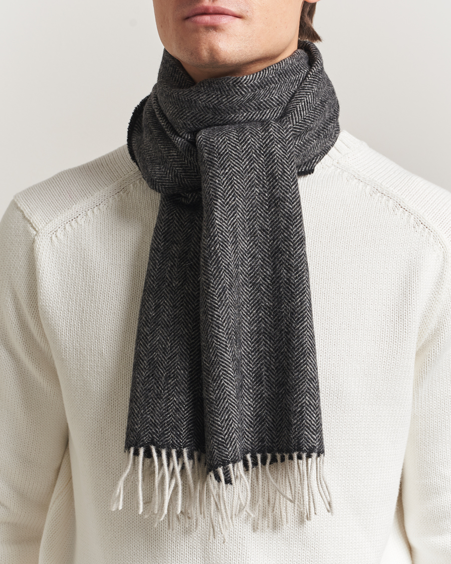 Heren | Amanda Christensen Wool Herringbone Scarf Black | Amanda Christensen | Wool Herringbone Scarf Black