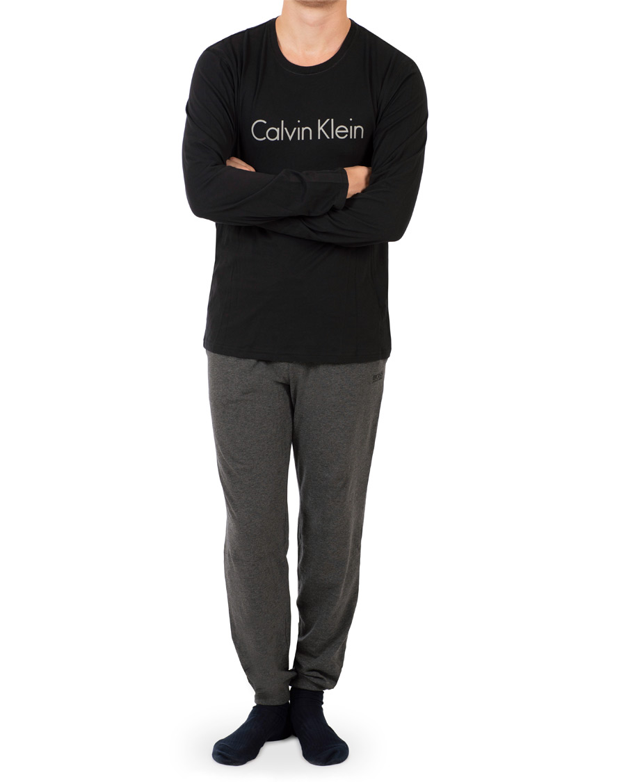 Heren | T-shirts | Calvin Klein | Logo Long Sleeve Tee Black